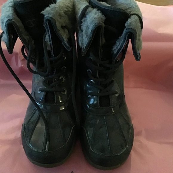 UGGs Adirondack III Patent Leather Boots - Picture 1 of 8